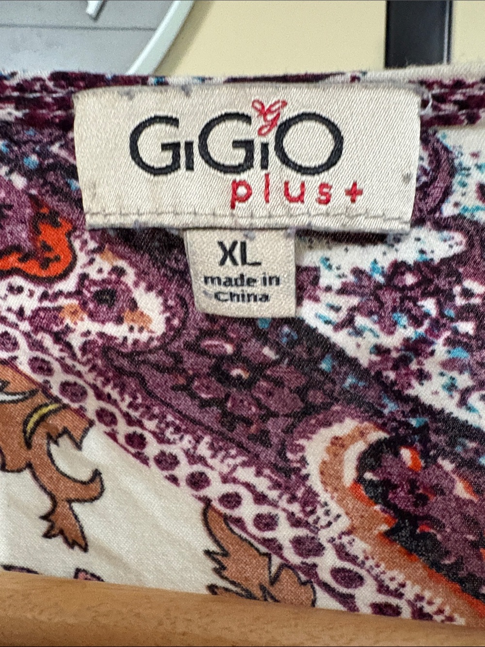 Gigio XL Cream Kimono Jacket with Burgundy, Teal & Rust Patchwork - Picture 3 of 11